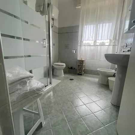 Casa Nicolas * روما